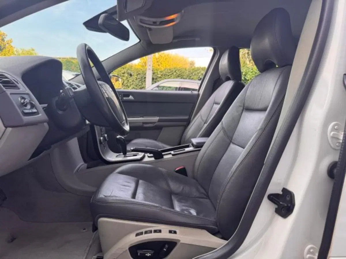 Volvo V50 usata a Treviso (8)