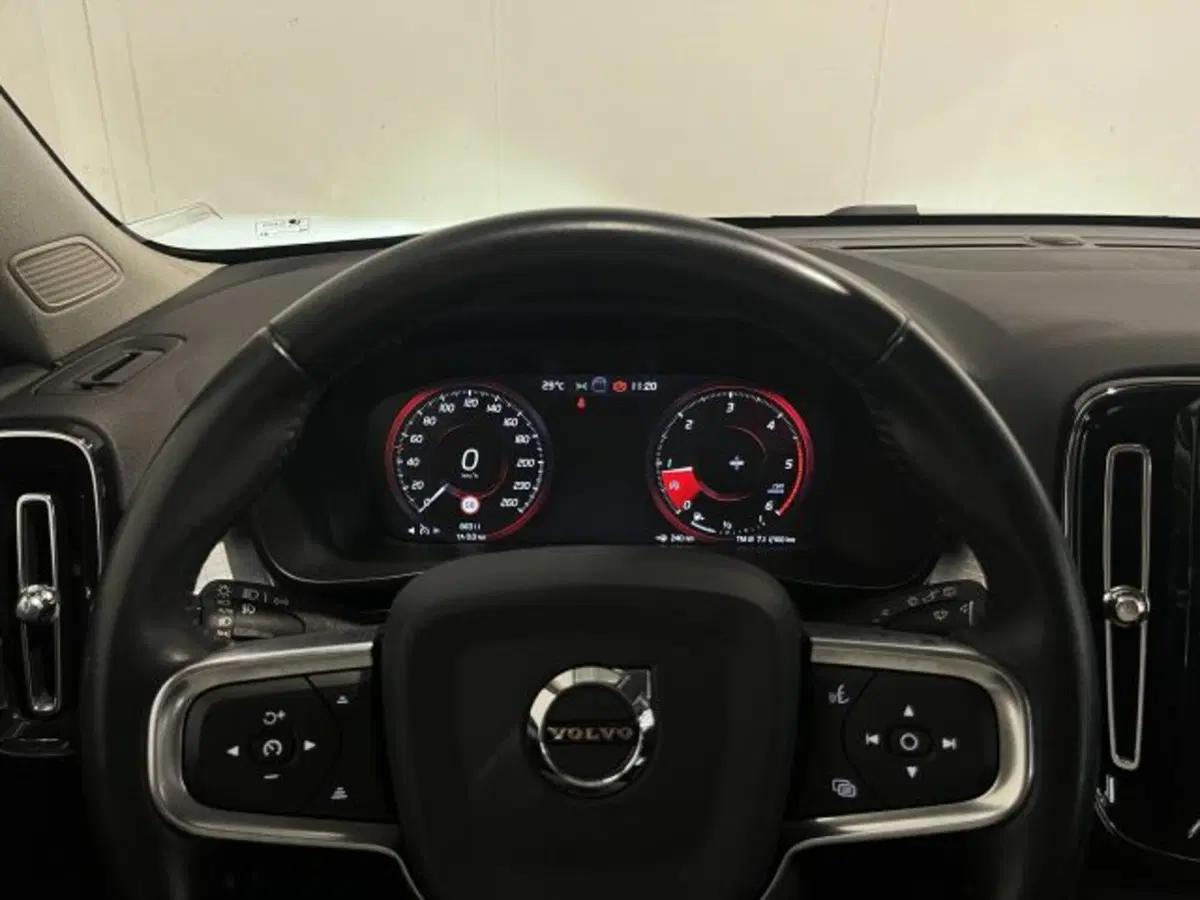 Volvo XC40 usata a Treviso (6)