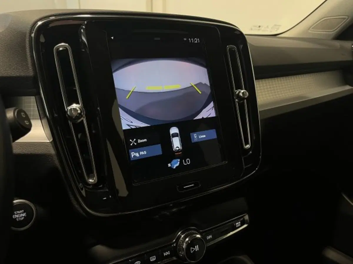 Volvo XC40 usata a Treviso (9)