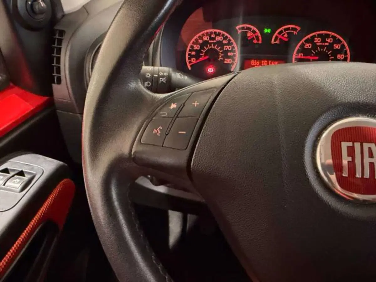 Fiat Fiorino usata a Savona (19)