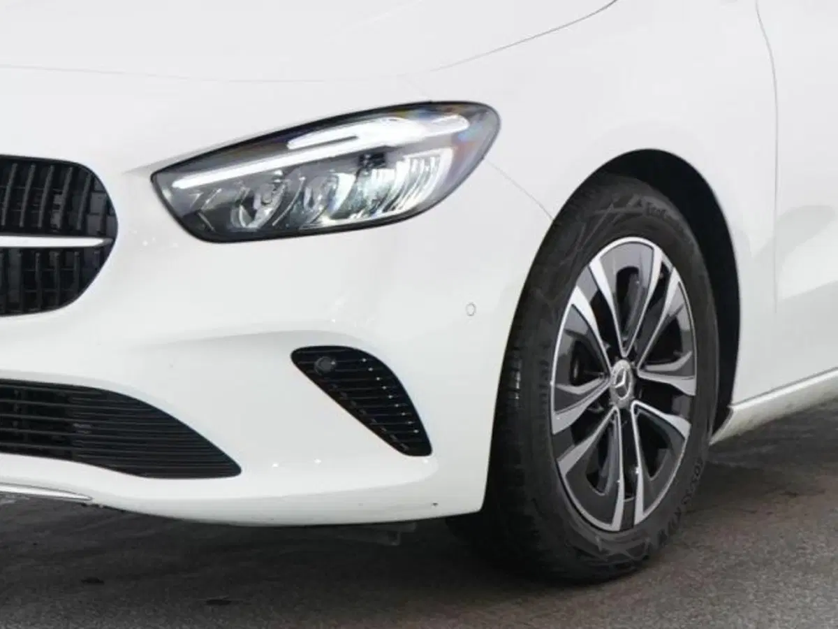 Mercedes-Benz Classe B usata a Milano (3)
