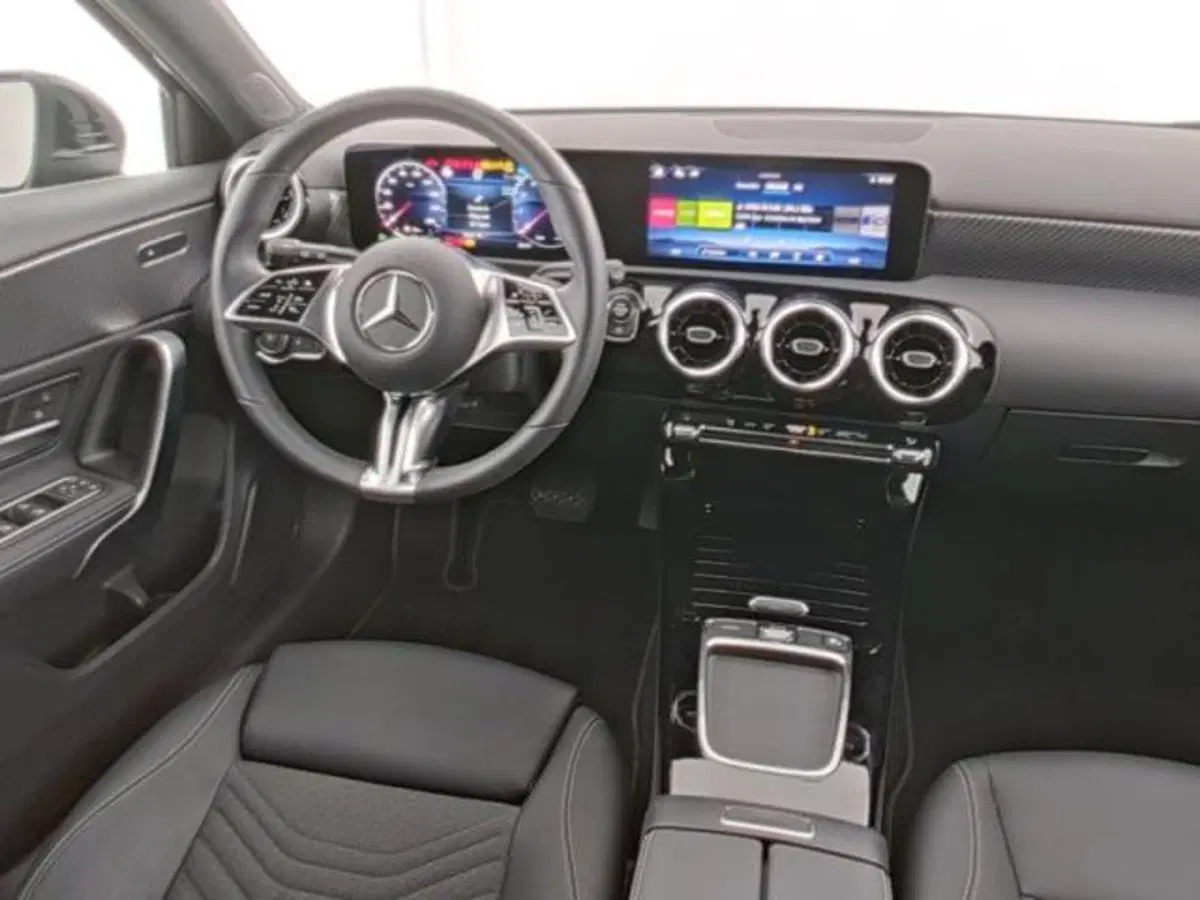 Mercedes-Benz Classe A usata a Milano (6)