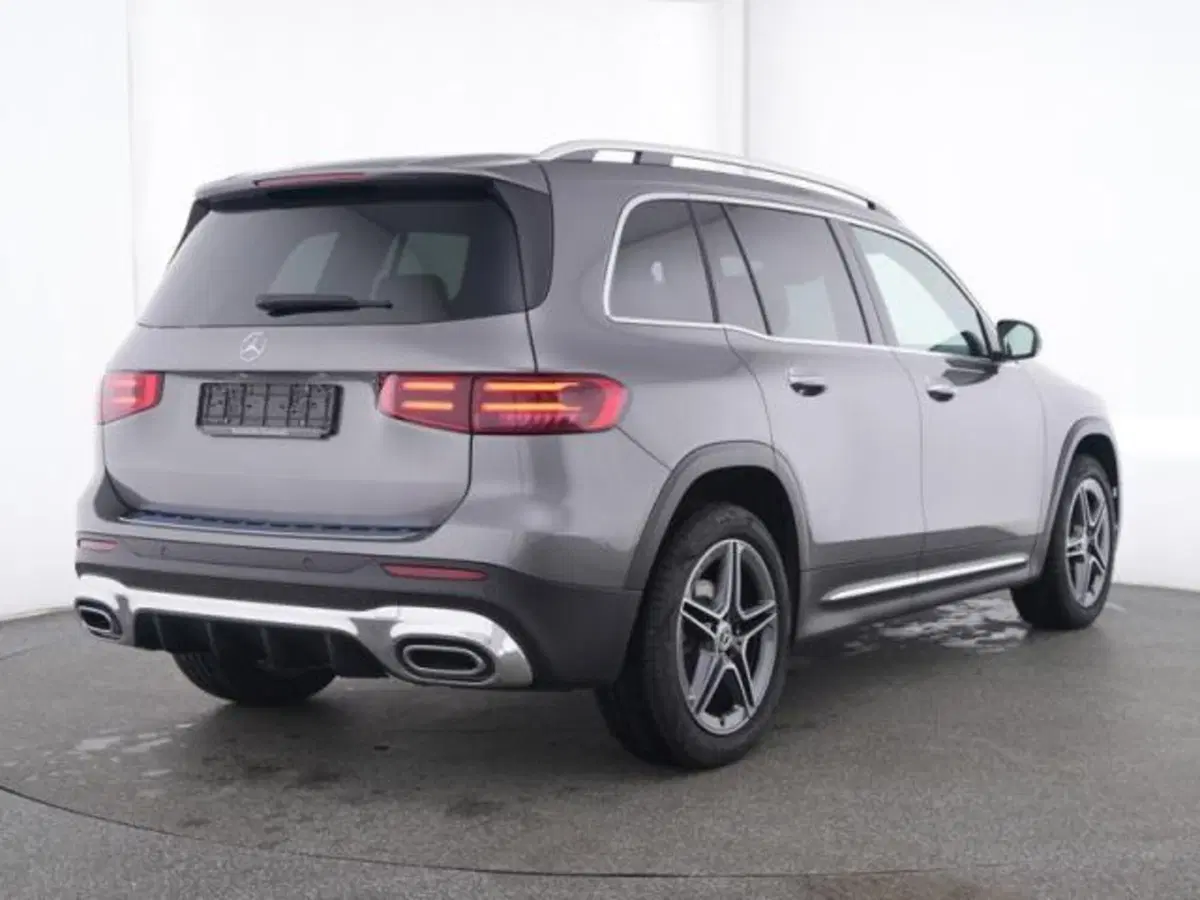 Mercedes-Benz GLB usata a Milano (2)