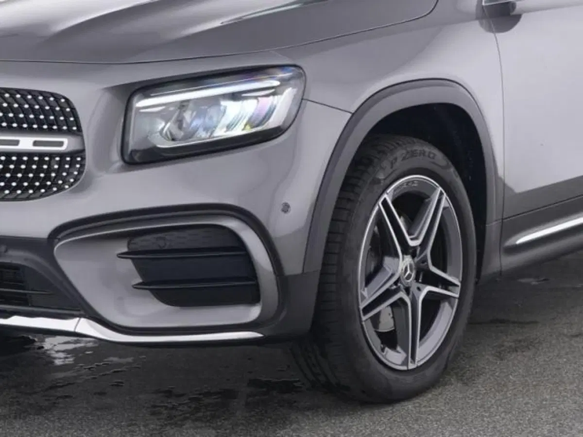Mercedes-Benz GLB usata a Milano (3)
