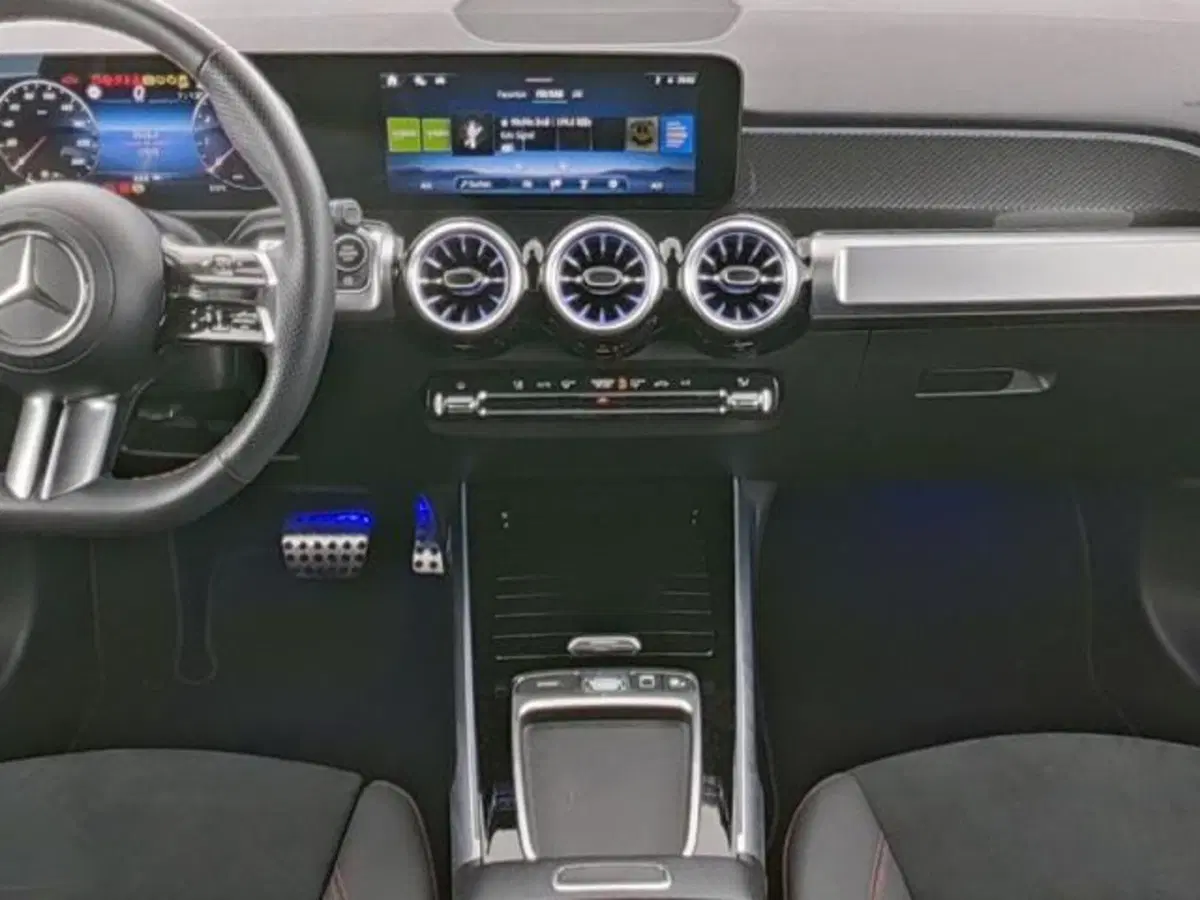 Mercedes-Benz GLB usata a Milano (5)