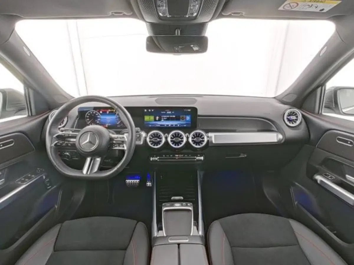 Mercedes-Benz GLB usata a Milano (7)