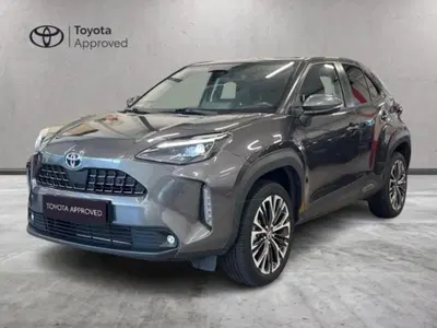 Toyota Yaris Cross 1.5 Hybrid 5p. E-CVT Lounge del 2022 usata a Albano Vercellese