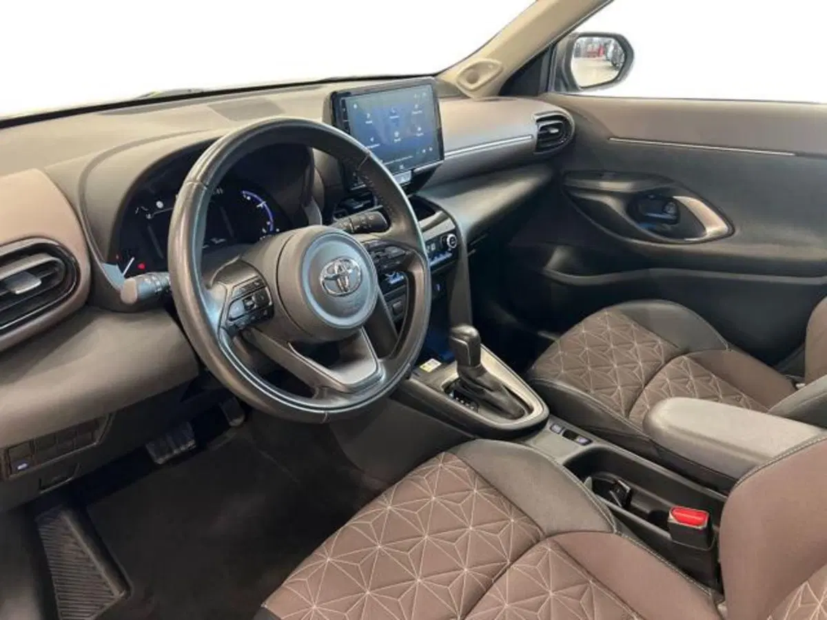 Toyota Yaris Cross usata a Vercelli (6)