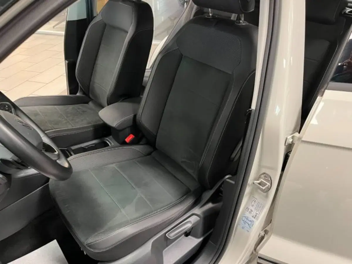 Volkswagen T-Roc usata a Cuneo (13)