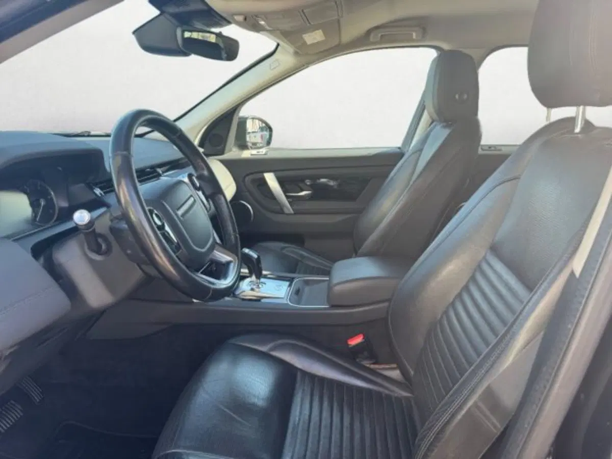 Land Rover Discovery Sport usata a Treviso (10)
