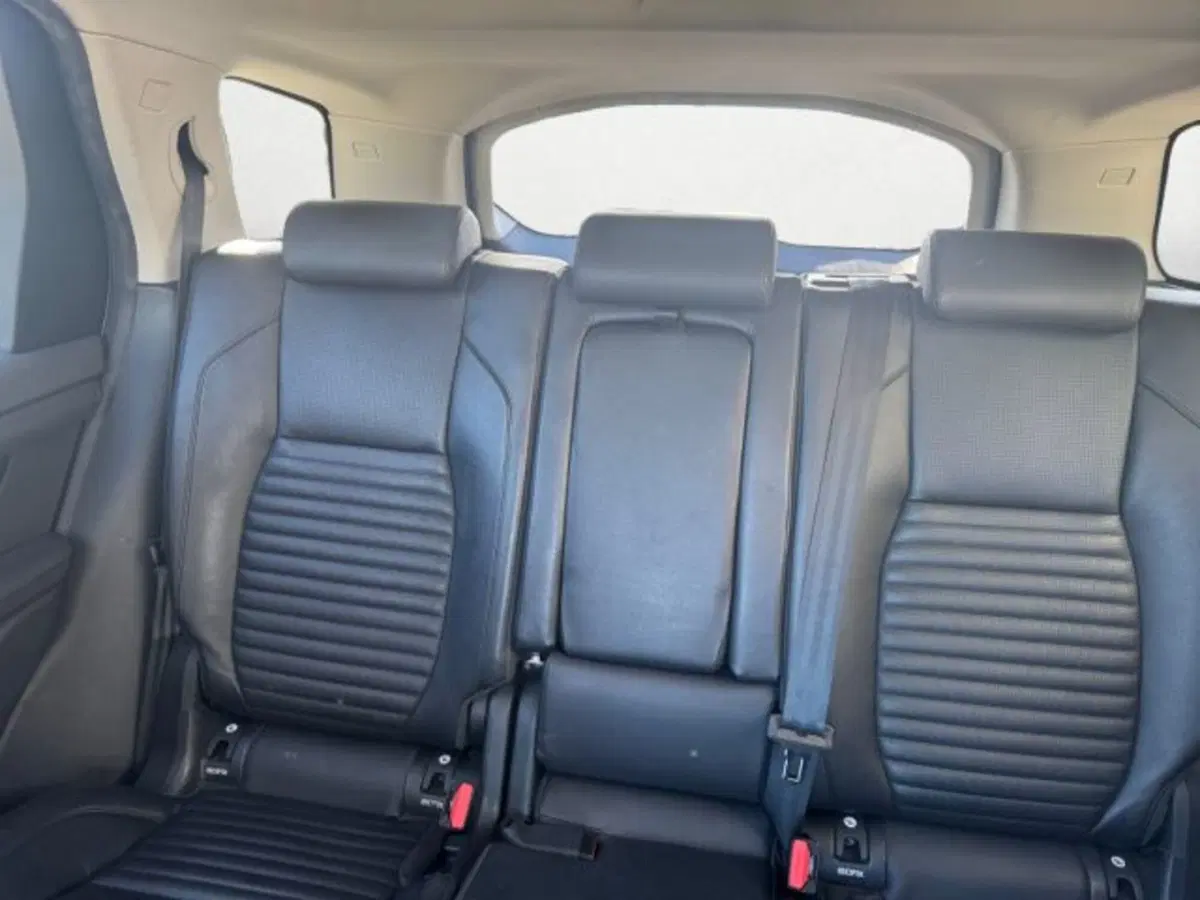 Land Rover Discovery Sport usata a Treviso (11)