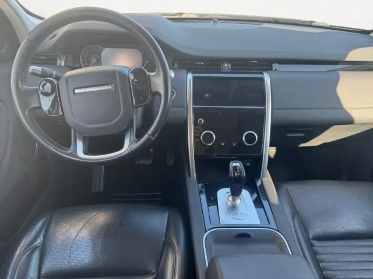 Land Rover Discovery Sport usata a Treviso (13)