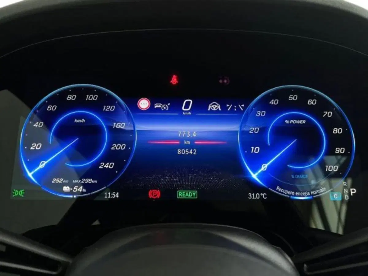 Mercedes-Benz EQE SUV usata a Verona (8)