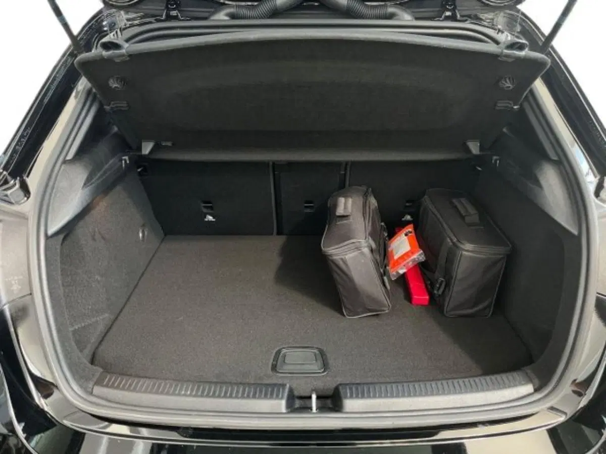 Mercedes-Benz Classe A Sedan usata a Verona (13)
