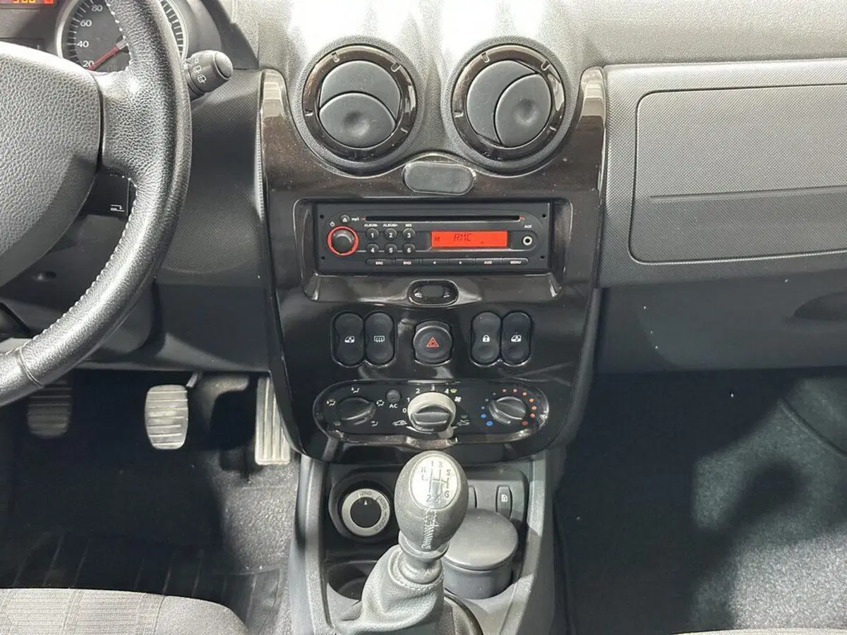 Dacia Duster usata a Sondrio (14)
