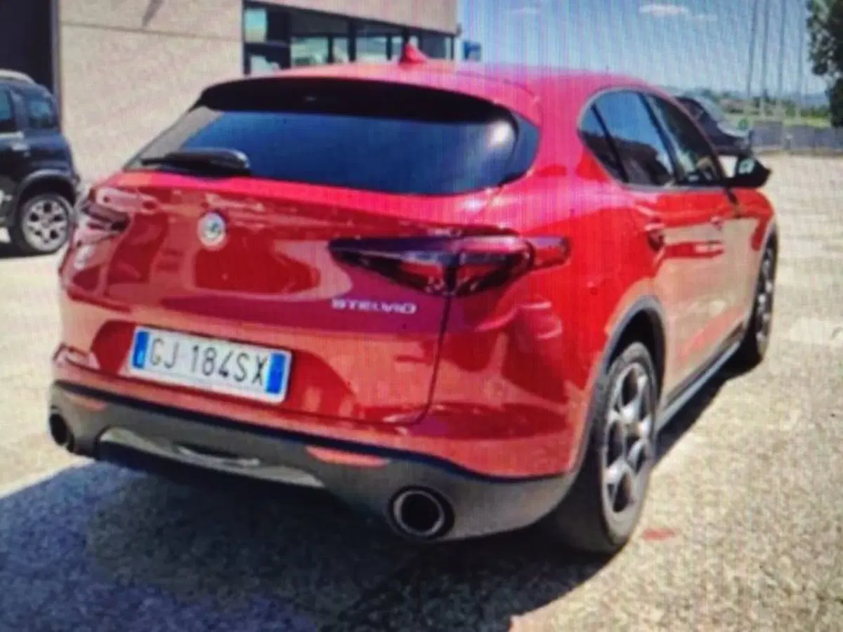 Alfa Romeo Stelvio usata a Forlì-Cesena (3)