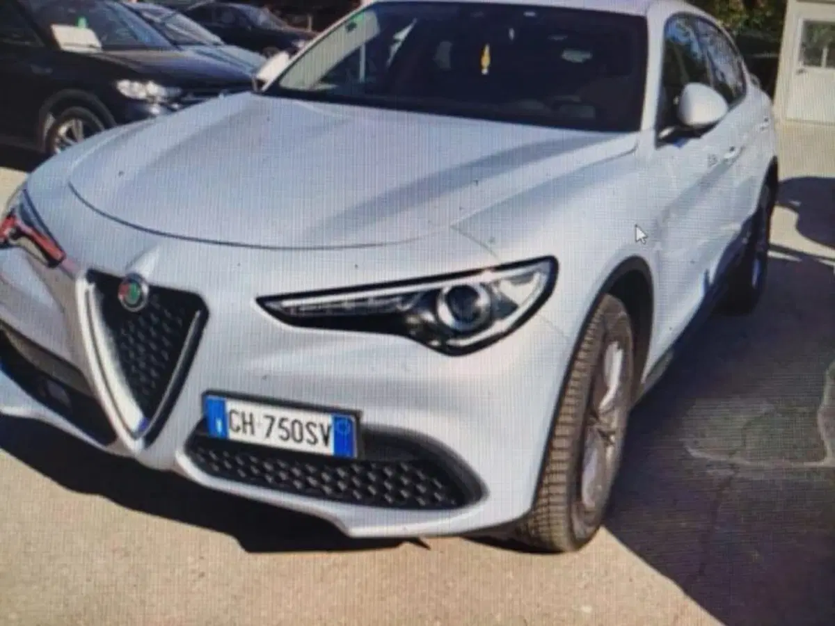 Alfa Romeo Stelvio usata a Forlì-Cesena
