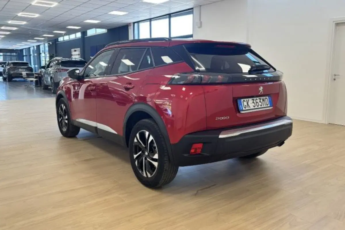 Peugeot 2008 usata a Latina (5)