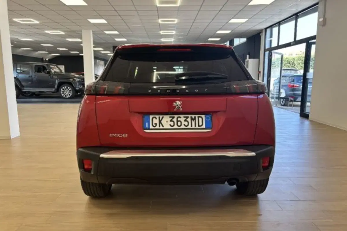 Peugeot 2008 usata a Latina (6)