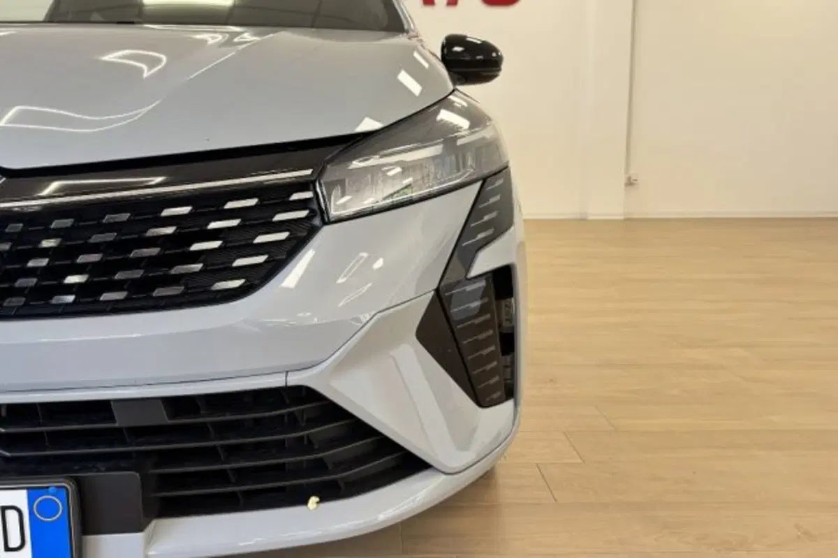 Renault Clio usata a Latina (11)