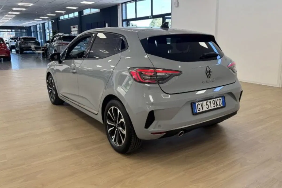 Renault Clio usata a Latina (5)