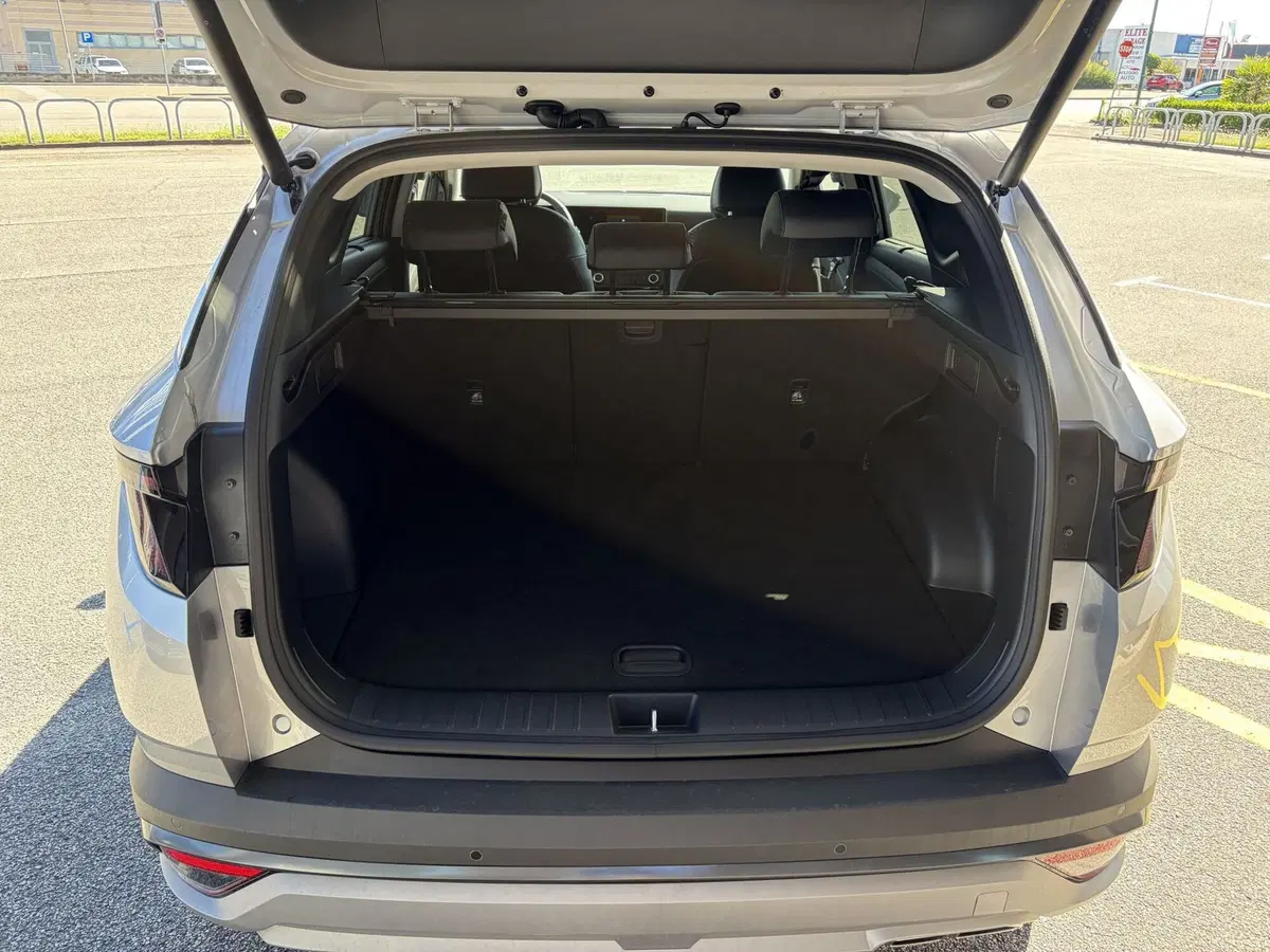 Hyundai Tucson nuova a Vercelli (4)