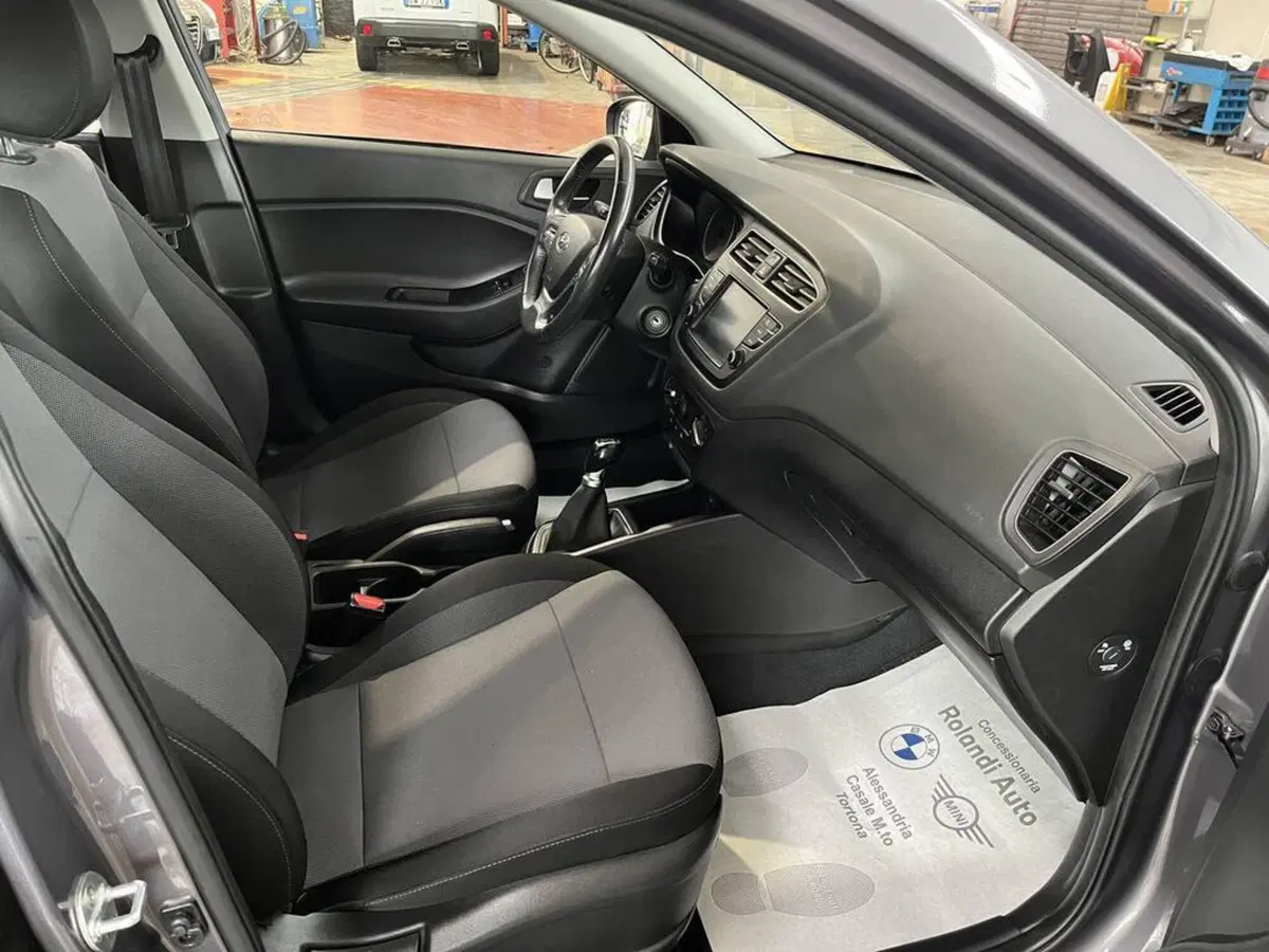 Hyundai i20 usata a Alessandria (11)