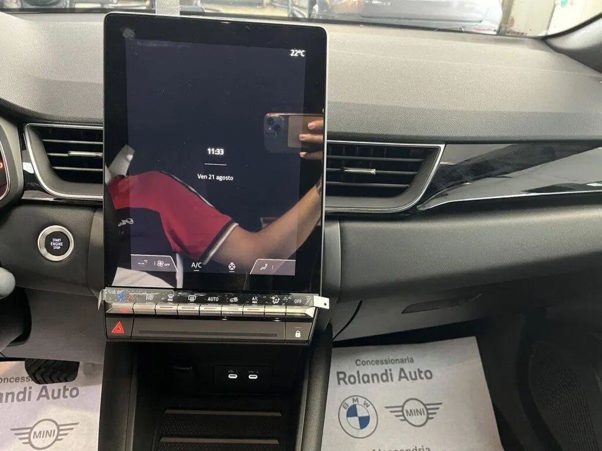 Mitsubishi Grandis nuova a Alessandria (12)