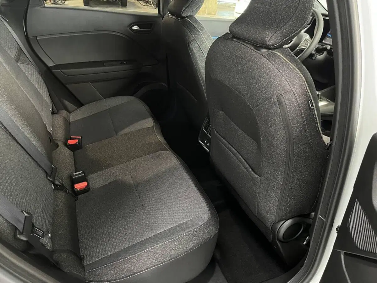 Mitsubishi Grandis nuova a Alessandria (13)