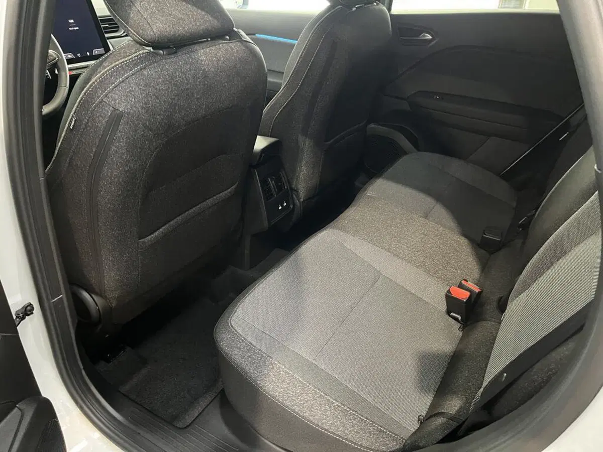 Mitsubishi Grandis nuova a Alessandria (14)