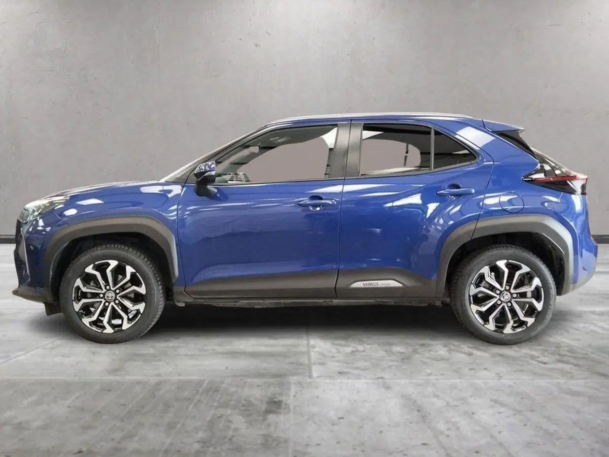 Toyota Yaris Cross usata a Roma (2)