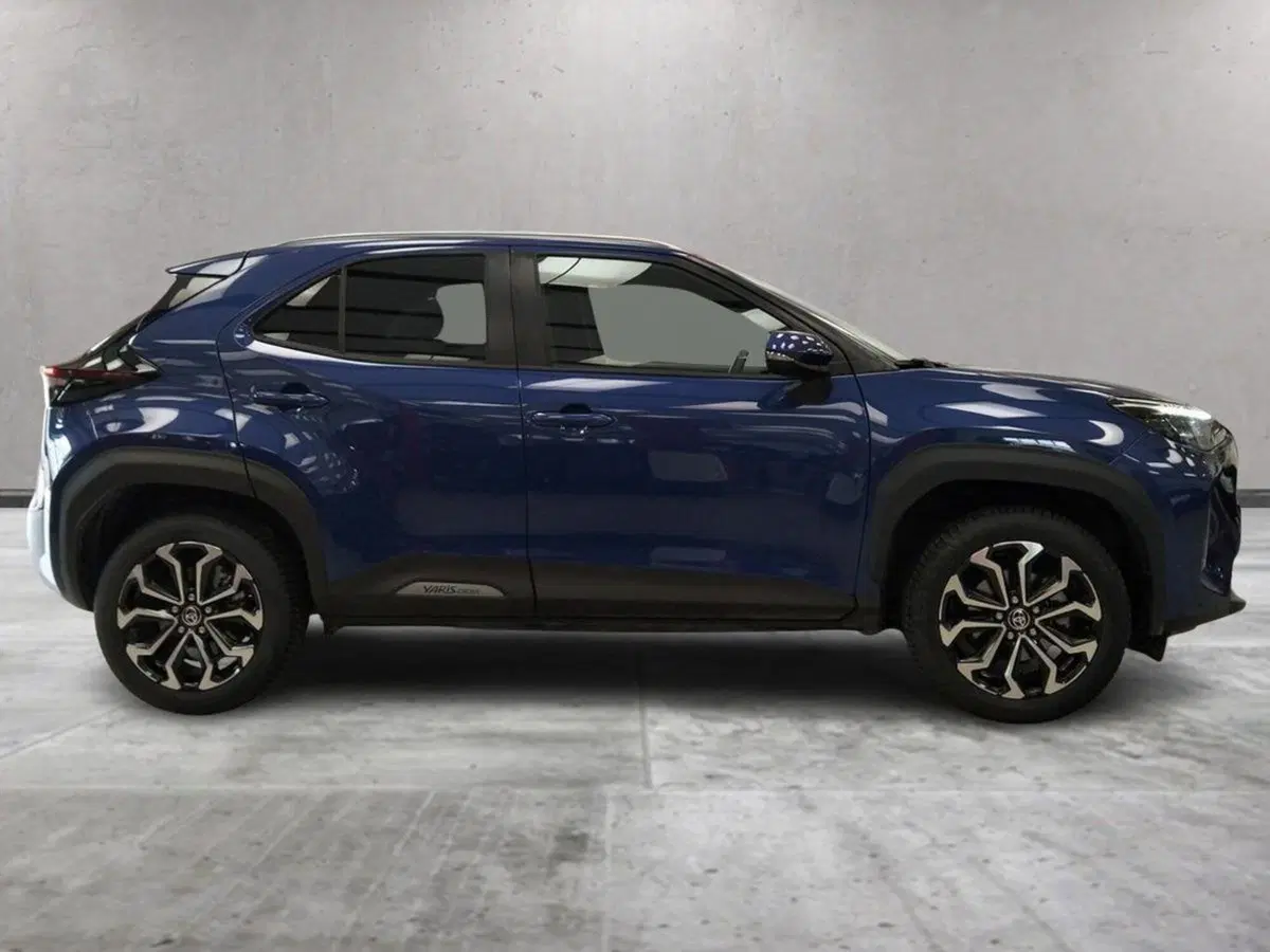 Toyota Yaris Cross usata a Roma (4)