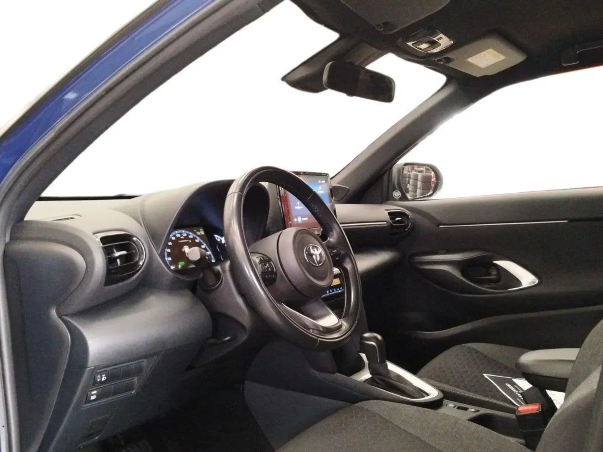Toyota Yaris Cross usata a Roma (6)