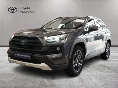 Toyota Rav4 vvt-ie h Adventure awd-i 222cv e-cvt del 2022 usata a Genzano di Roma