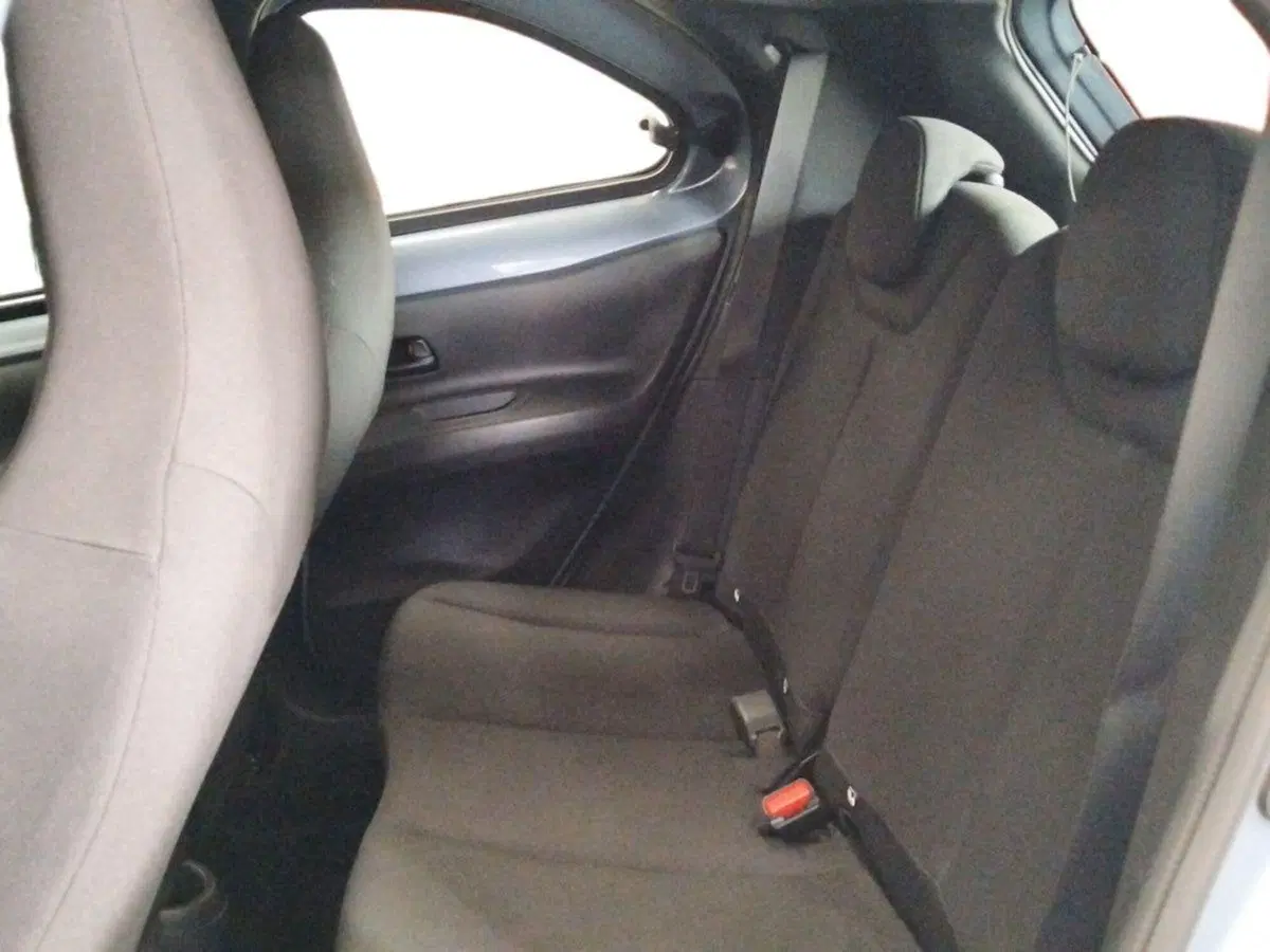 Toyota Aygo X usata a Roma (10)