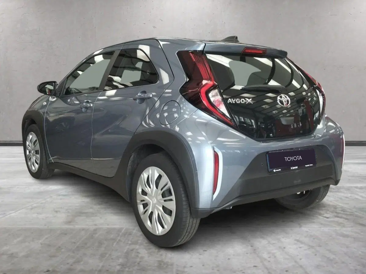 Toyota Aygo X usata a Roma (3)