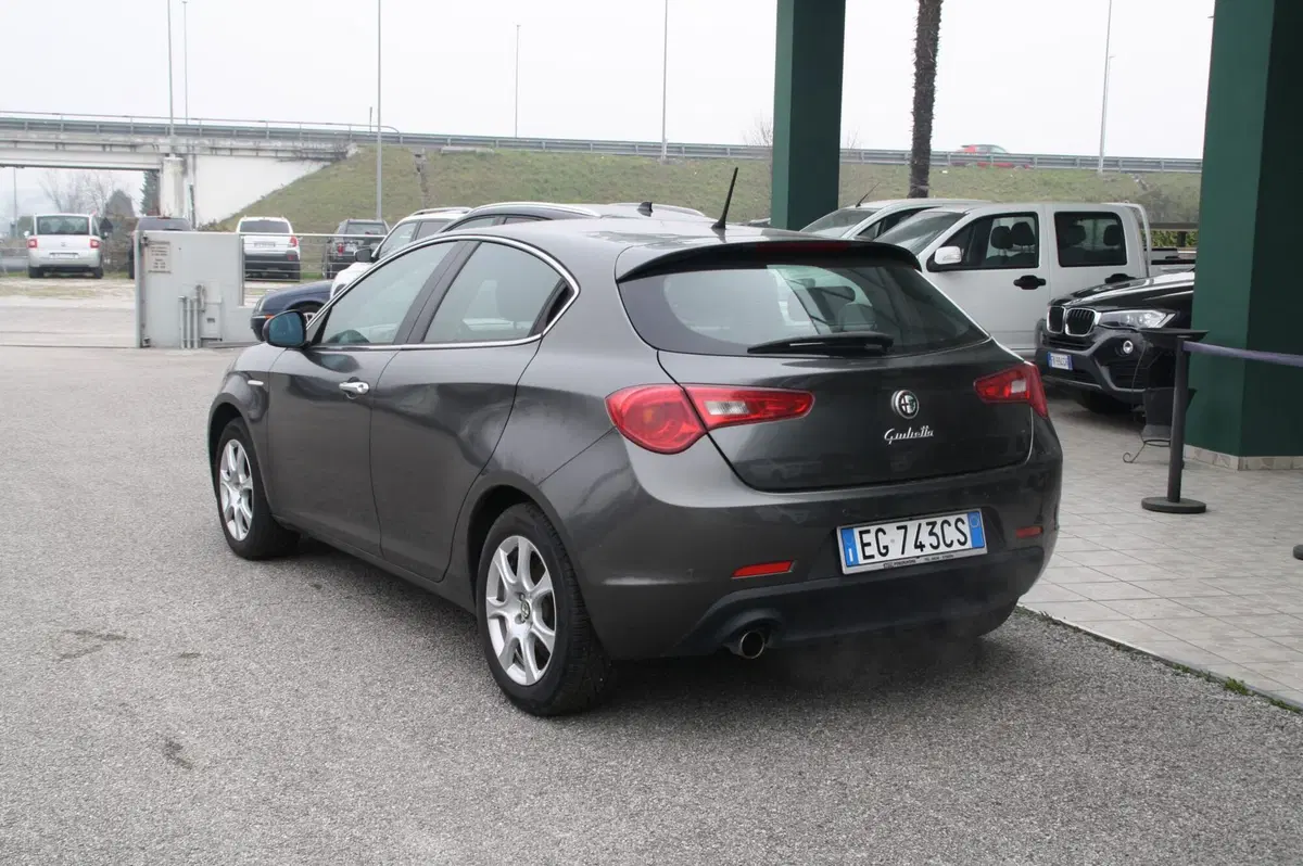 Alfa Romeo Giulietta usata a Pordenone