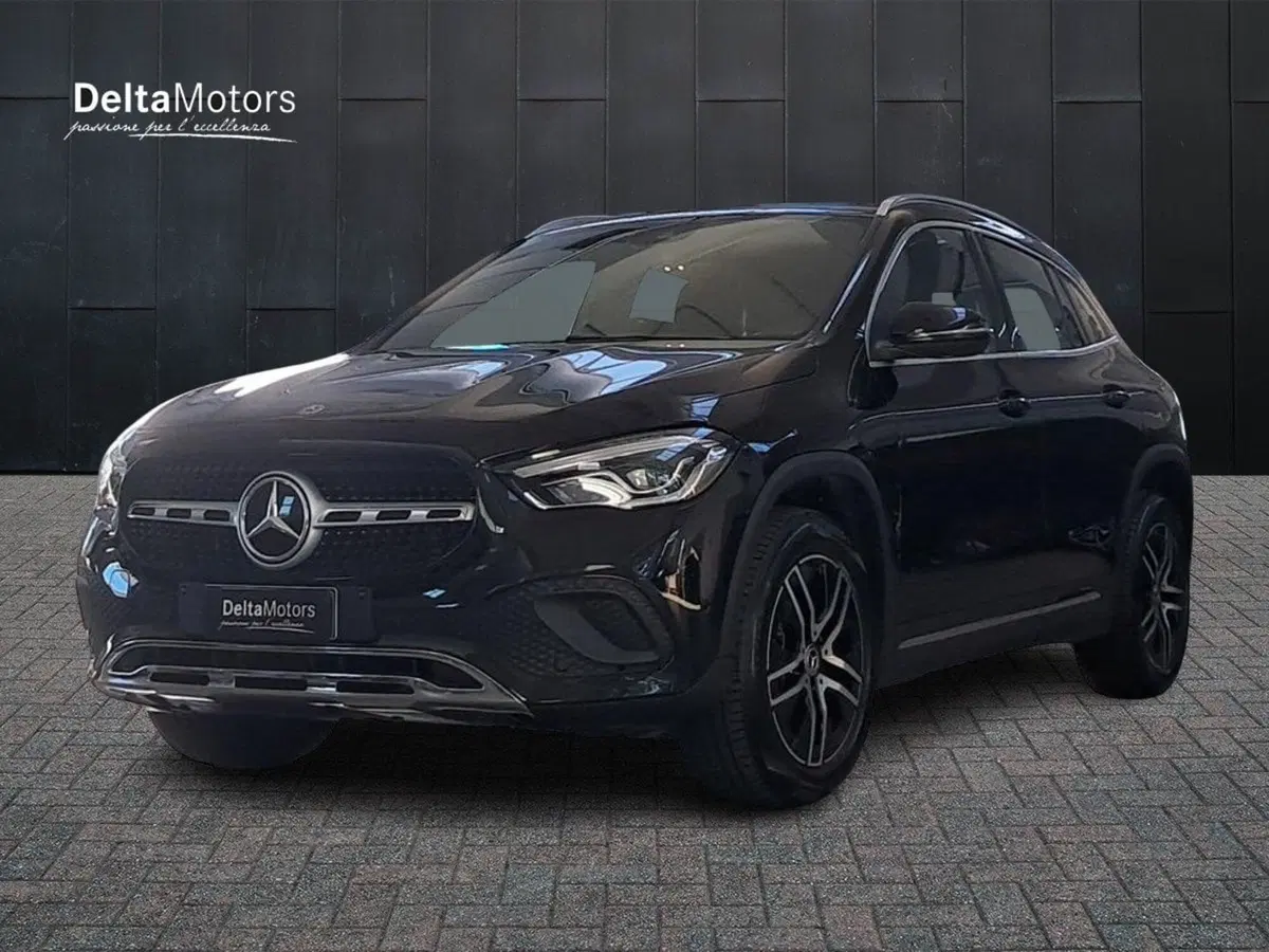 Mercedes-Benz GLA SUV usata a Rimini