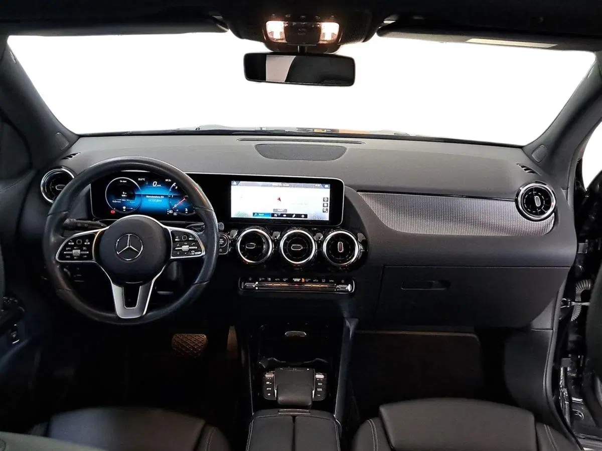 Mercedes-Benz GLA SUV usata a Rimini (10)