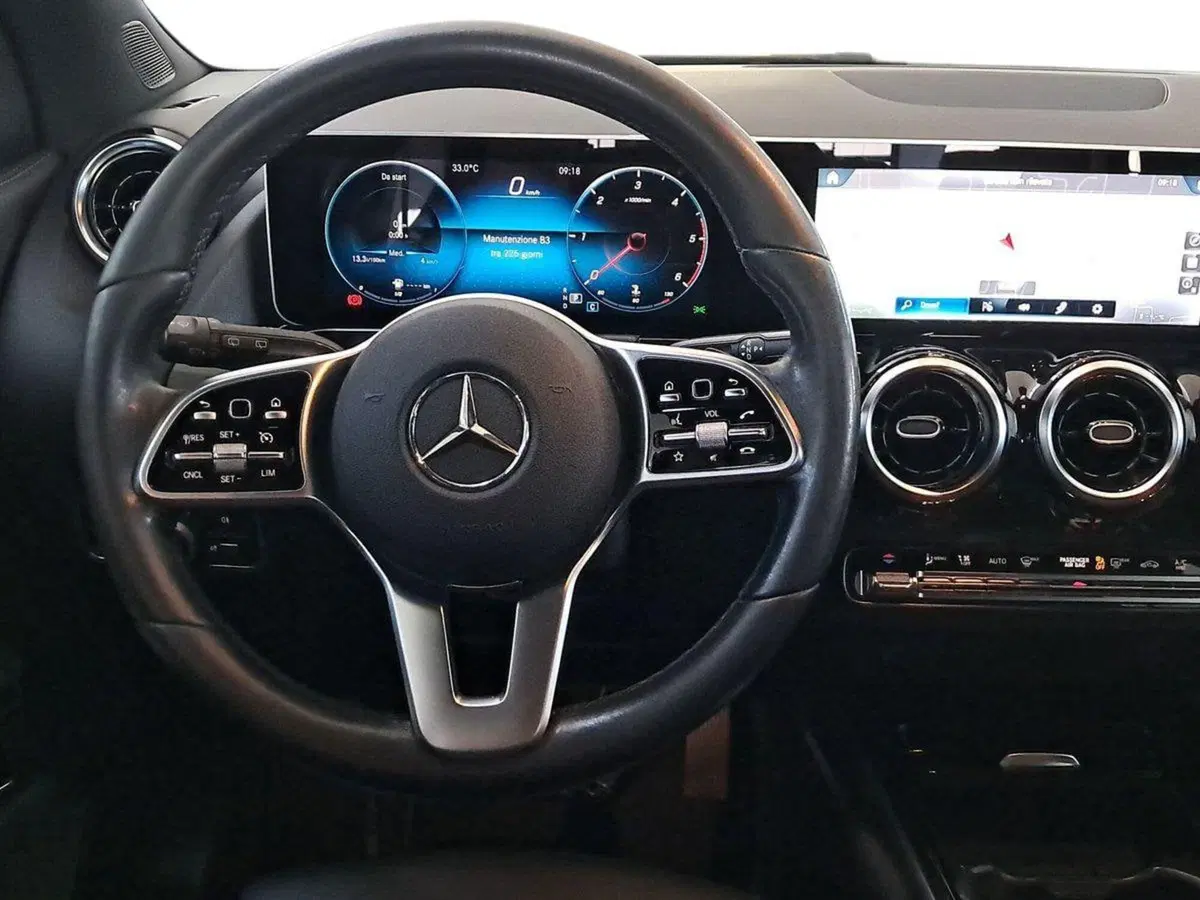 Mercedes-Benz GLA SUV usata a Rimini (11)
