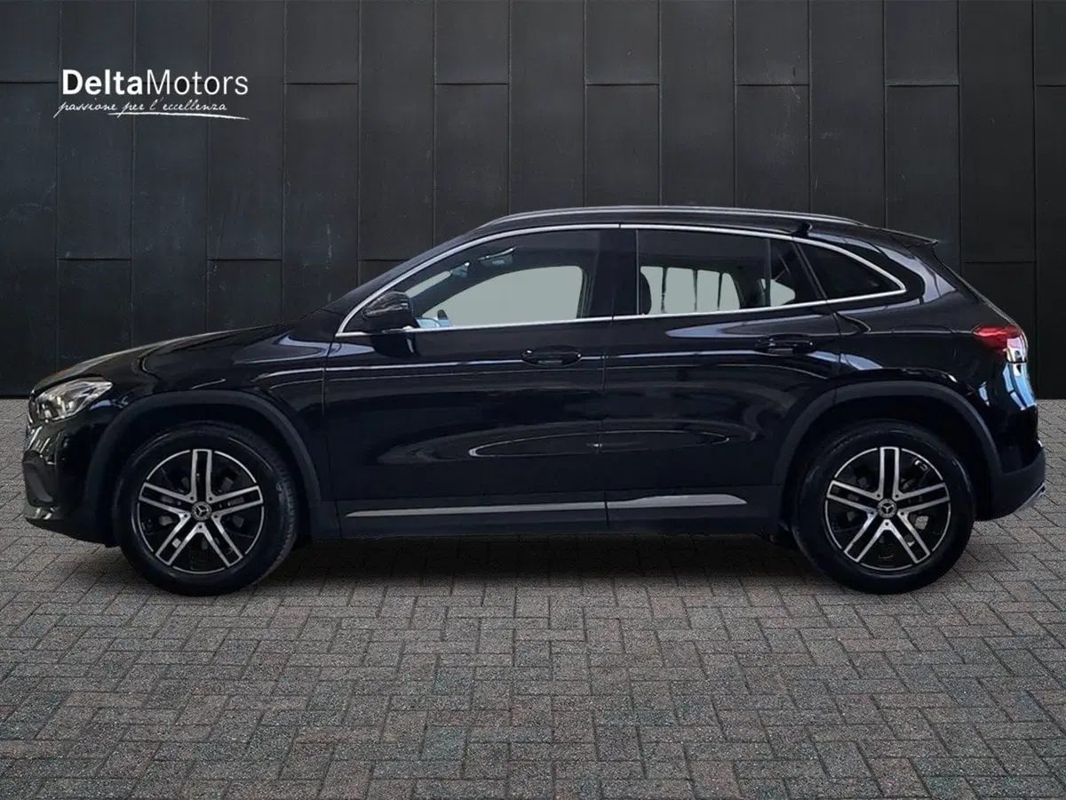 Mercedes-Benz GLA SUV usata a Rimini (2)