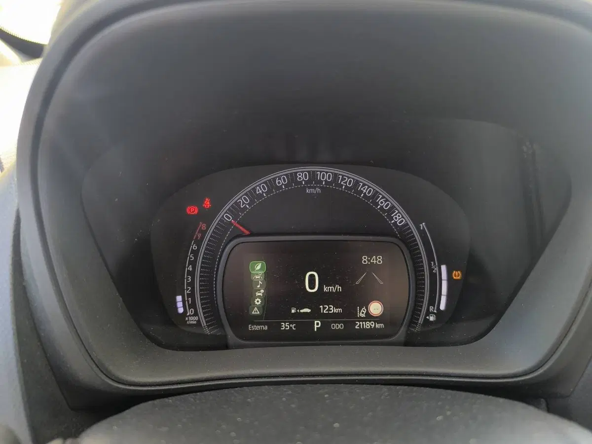 Toyota Aygo X usata a Palermo (12)