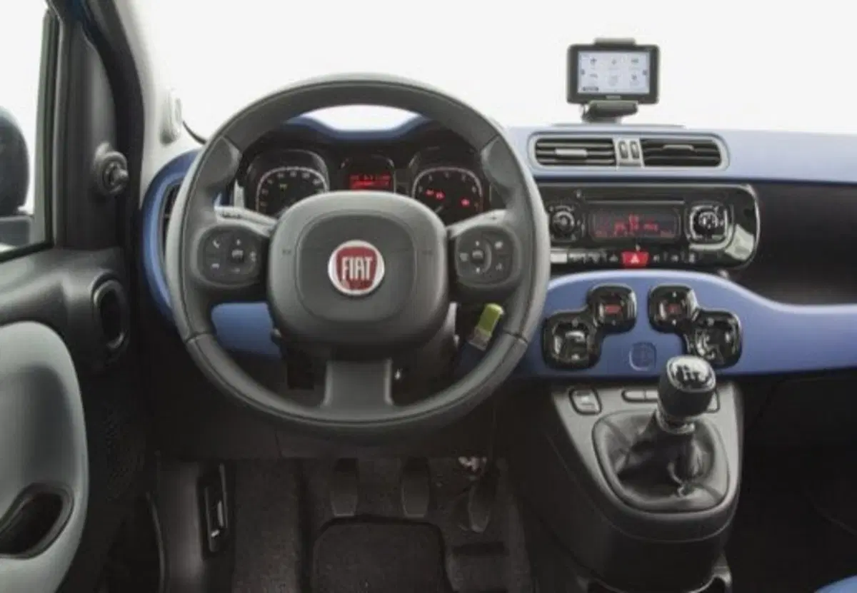 Fiat Panda usata a Salerno (16)