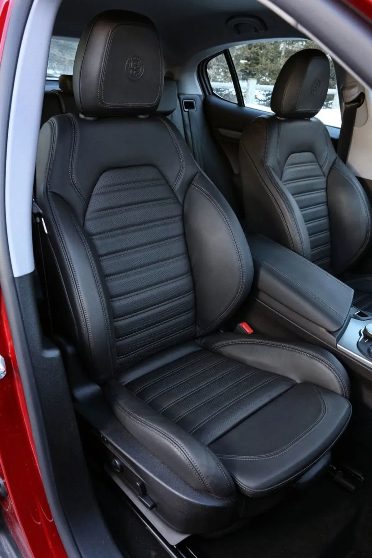 Alfa Romeo Stelvio usata a Salerno (8)
