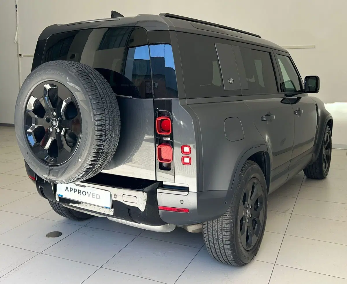 Land Rover Defender usata a Ferrara (2)