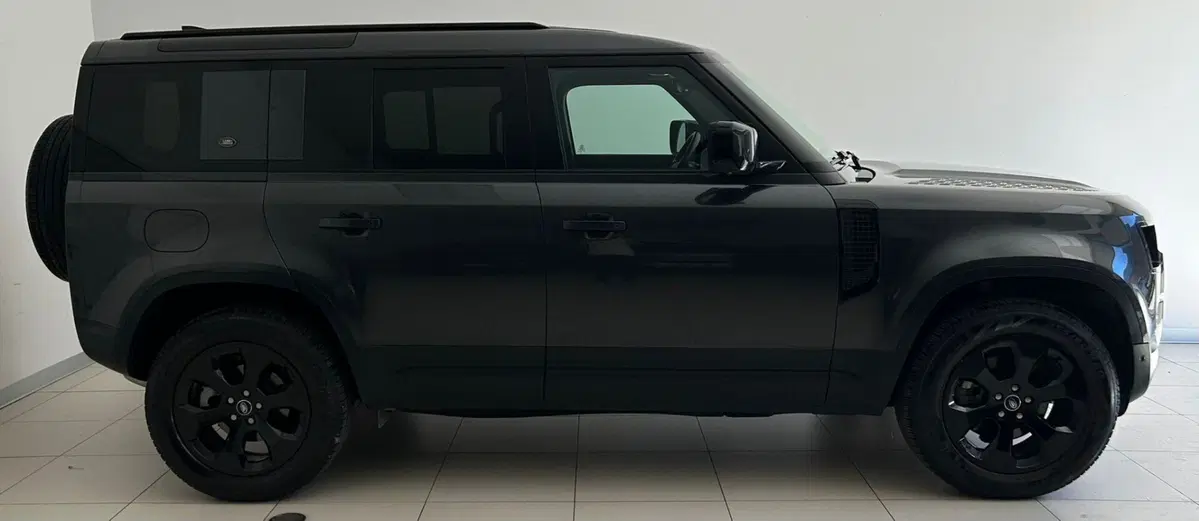 Land Rover Defender usata a Ferrara (6)