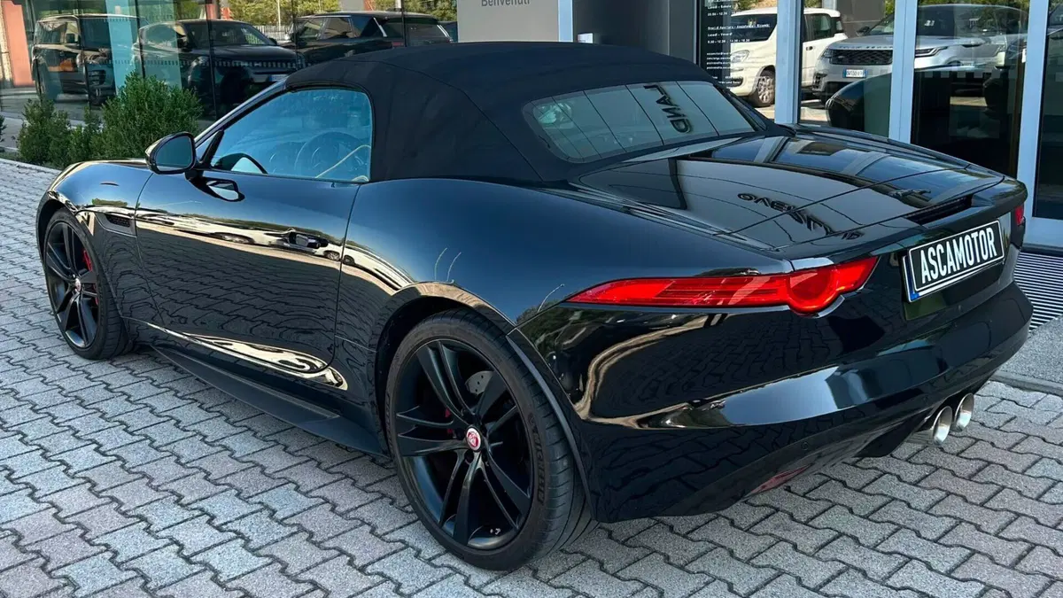 Jaguar F-Type Coupé usata a Ferrara (2)