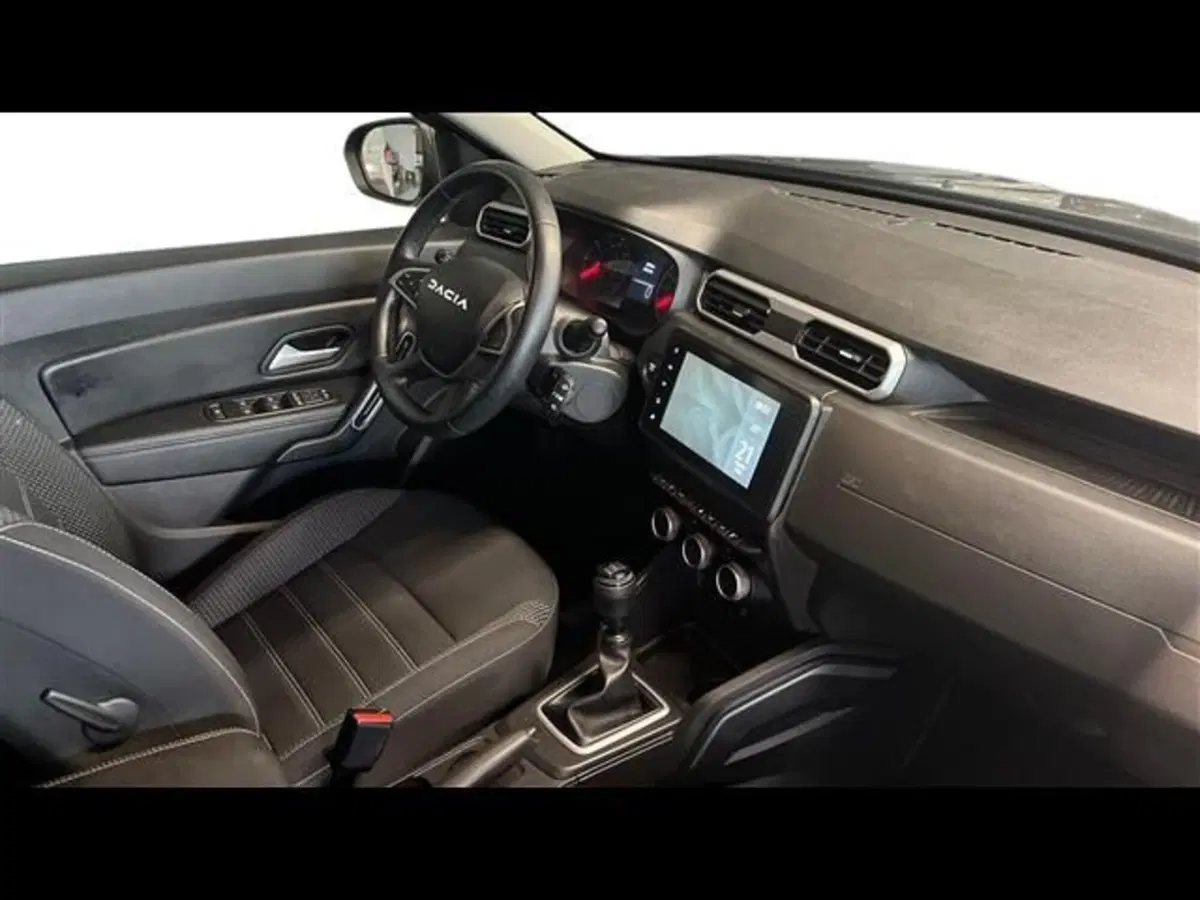 Dacia Duster usata a Firenze (11)