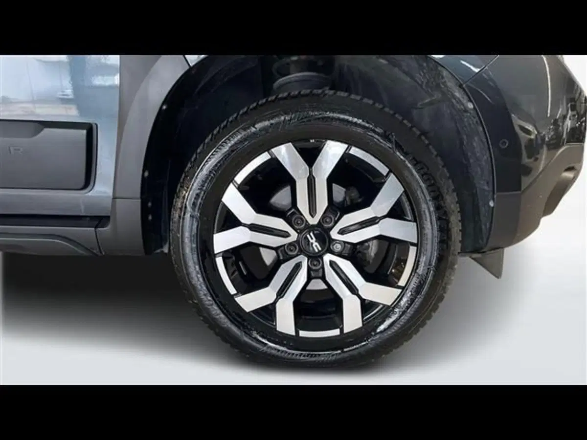 Dacia Duster usata a Firenze (15)
