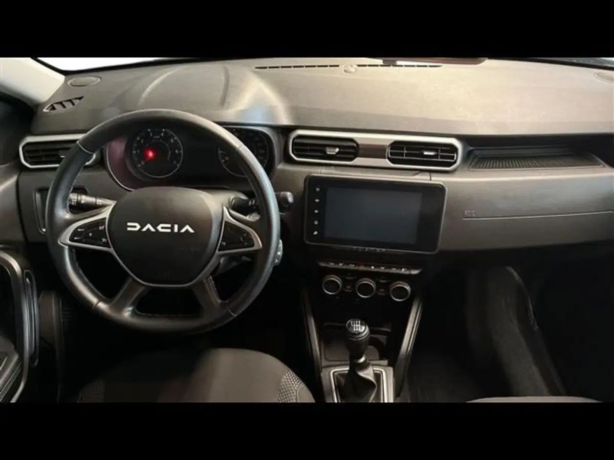 Dacia Duster usata a Firenze (7)